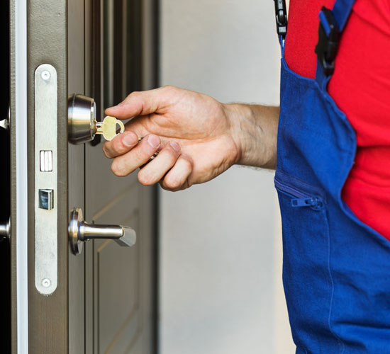 Residential Locksmith Paramount